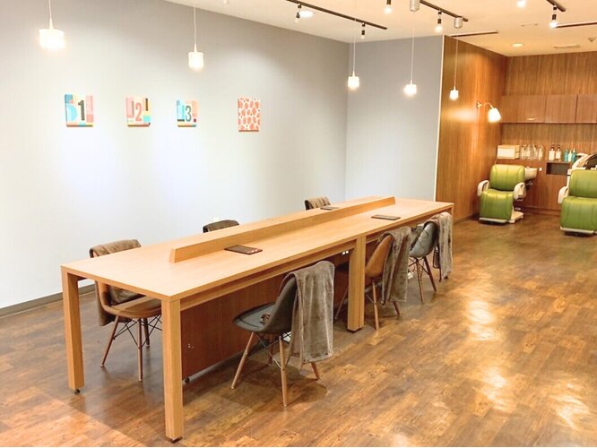 fitcolor 新小岩店（旧いろ髪）